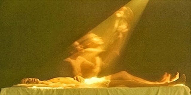 2 Minute Nut Meme Template