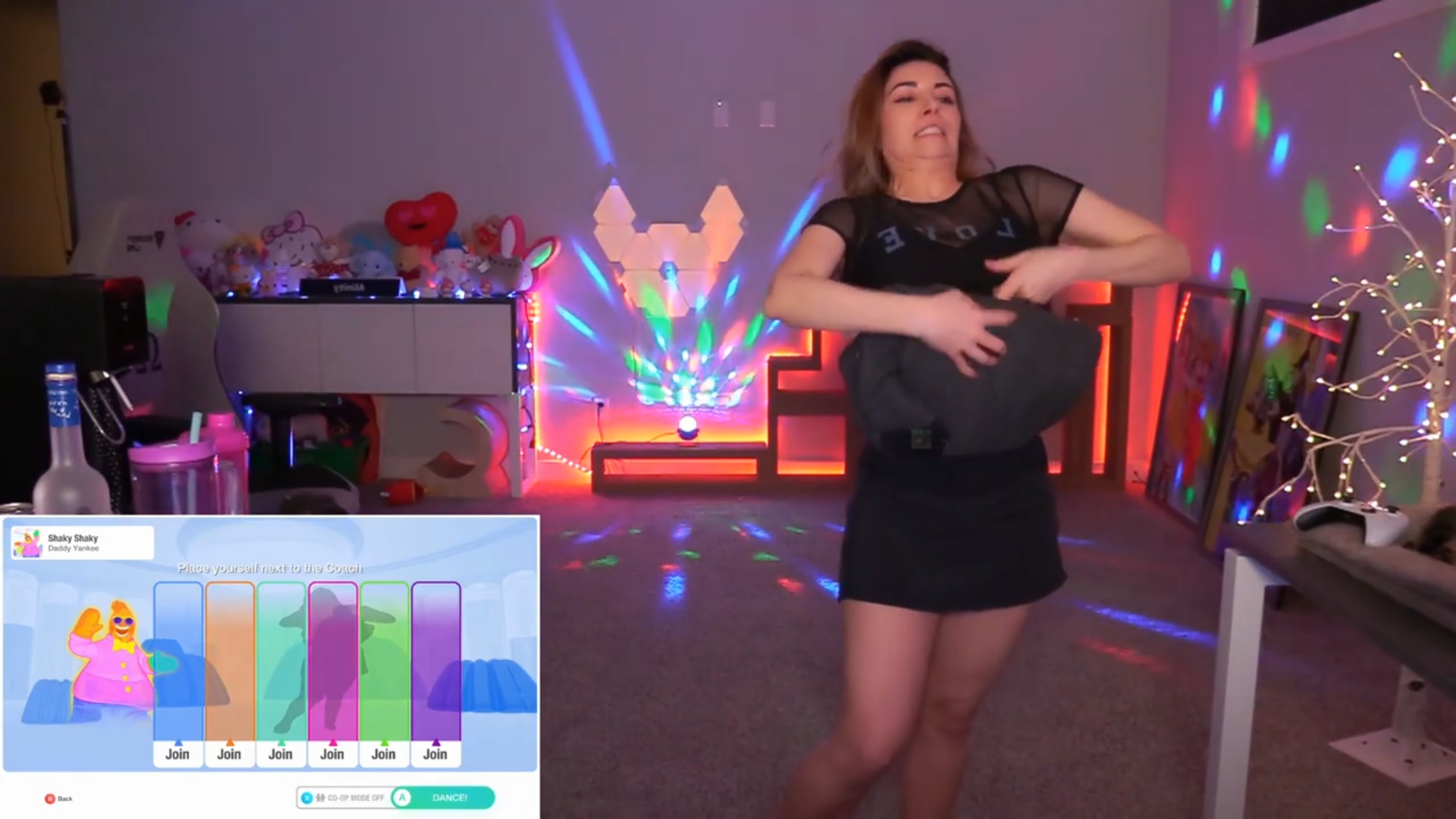 Alinity's Nip Slip