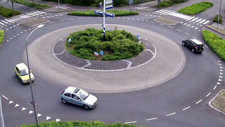 Archie Europe Roundabout Cam Purmerend