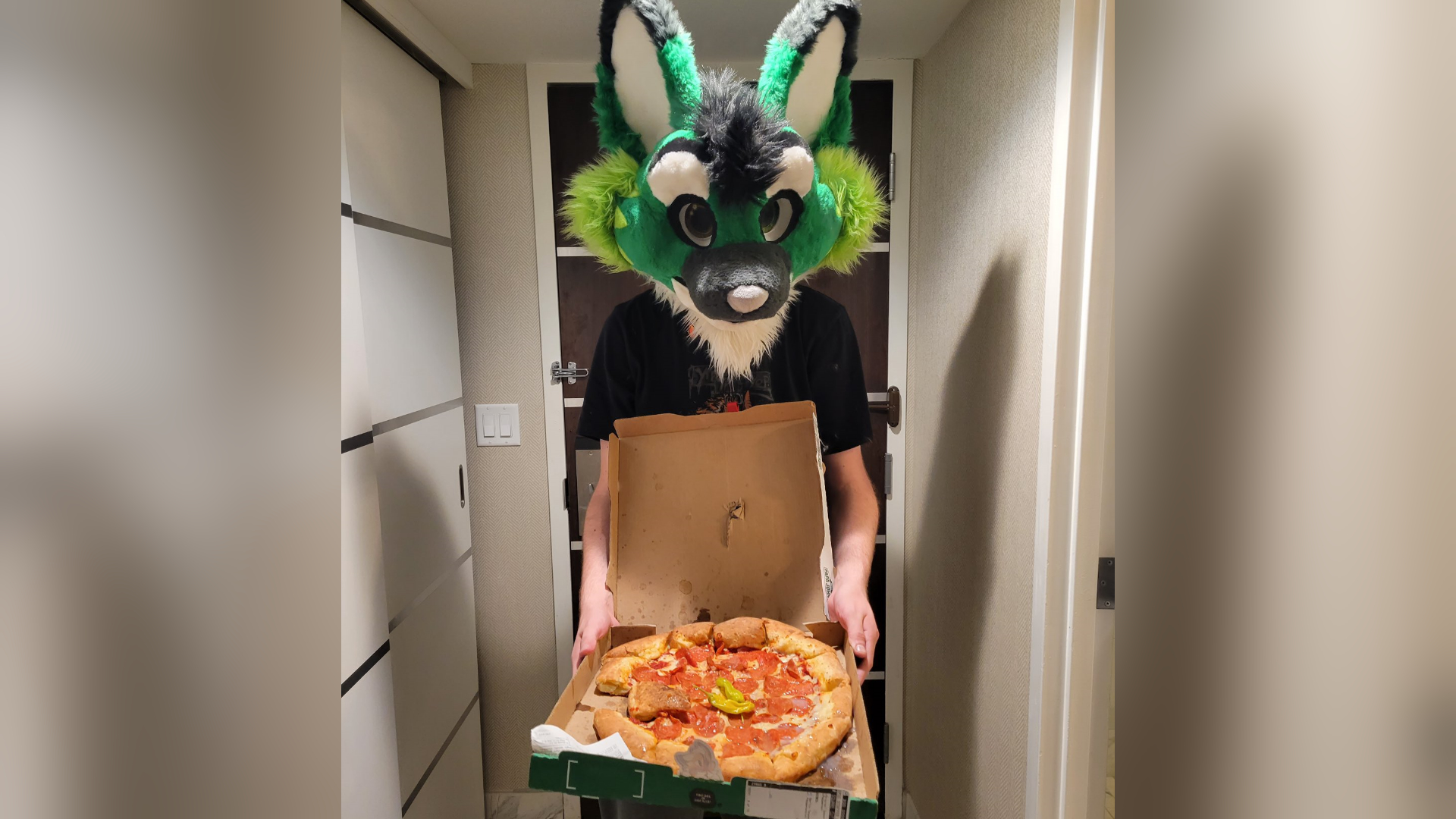 BLFC Hallway Cum Pizza