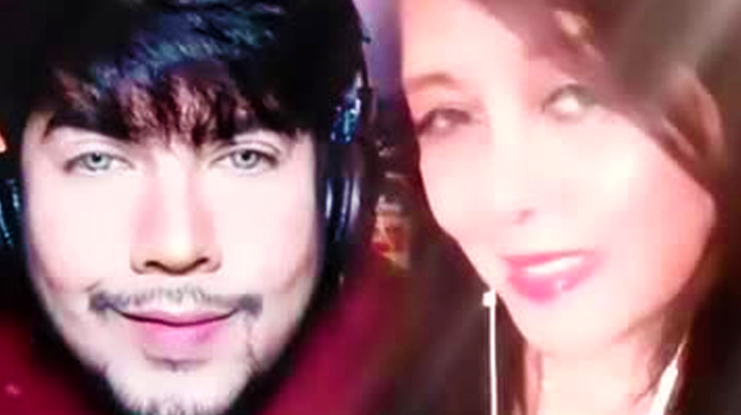 "Chestnuts Roasting On An Open Fire" Guy Singing / AnucAtittawan on Smule Meme Template