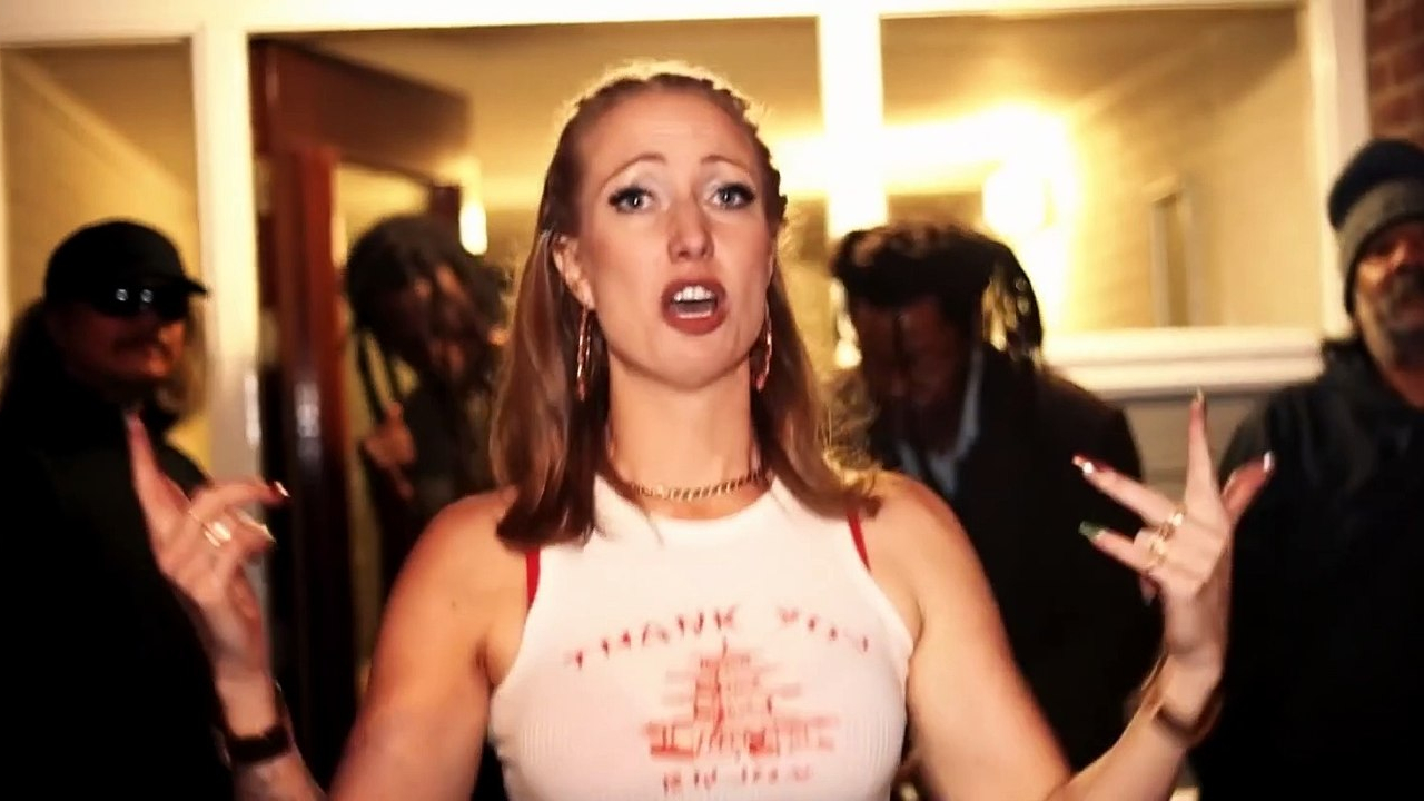 "Chin Up High" Ame Bibabi Meme Template