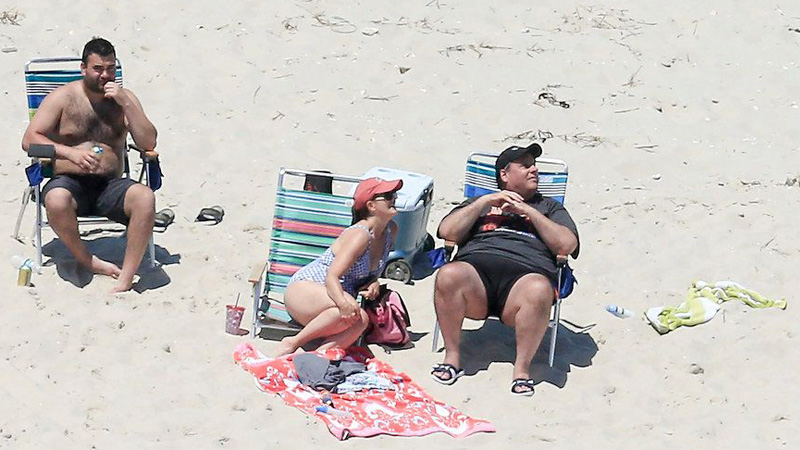 Chris Christie Beach Picture Meme Template