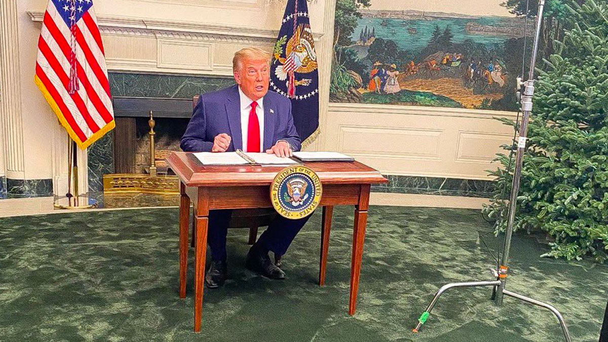 Donald Trump's Tiny Desk