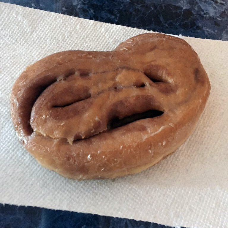 ET Cinnamon Roll