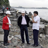 Floating Filipino Government Officials