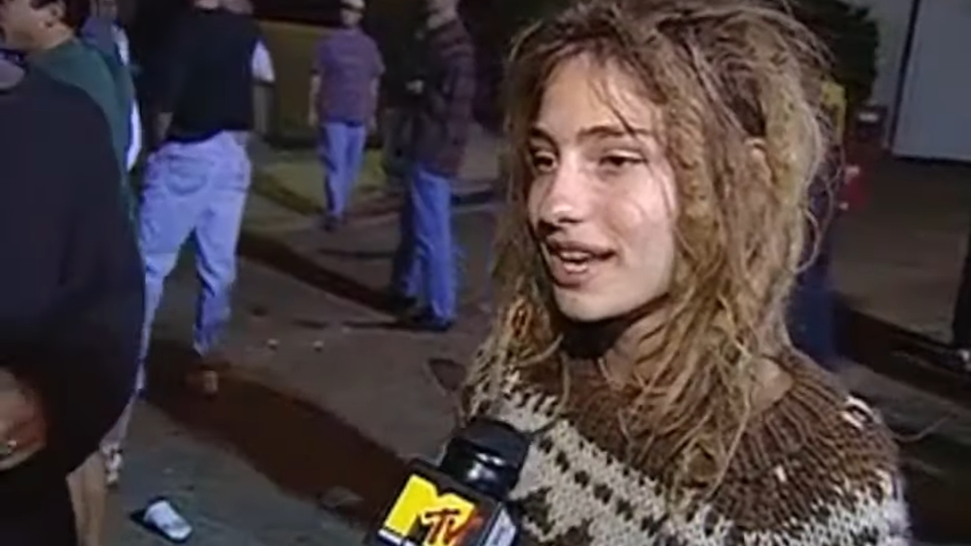 Hippie Chick Interviewed at a Phish Show
