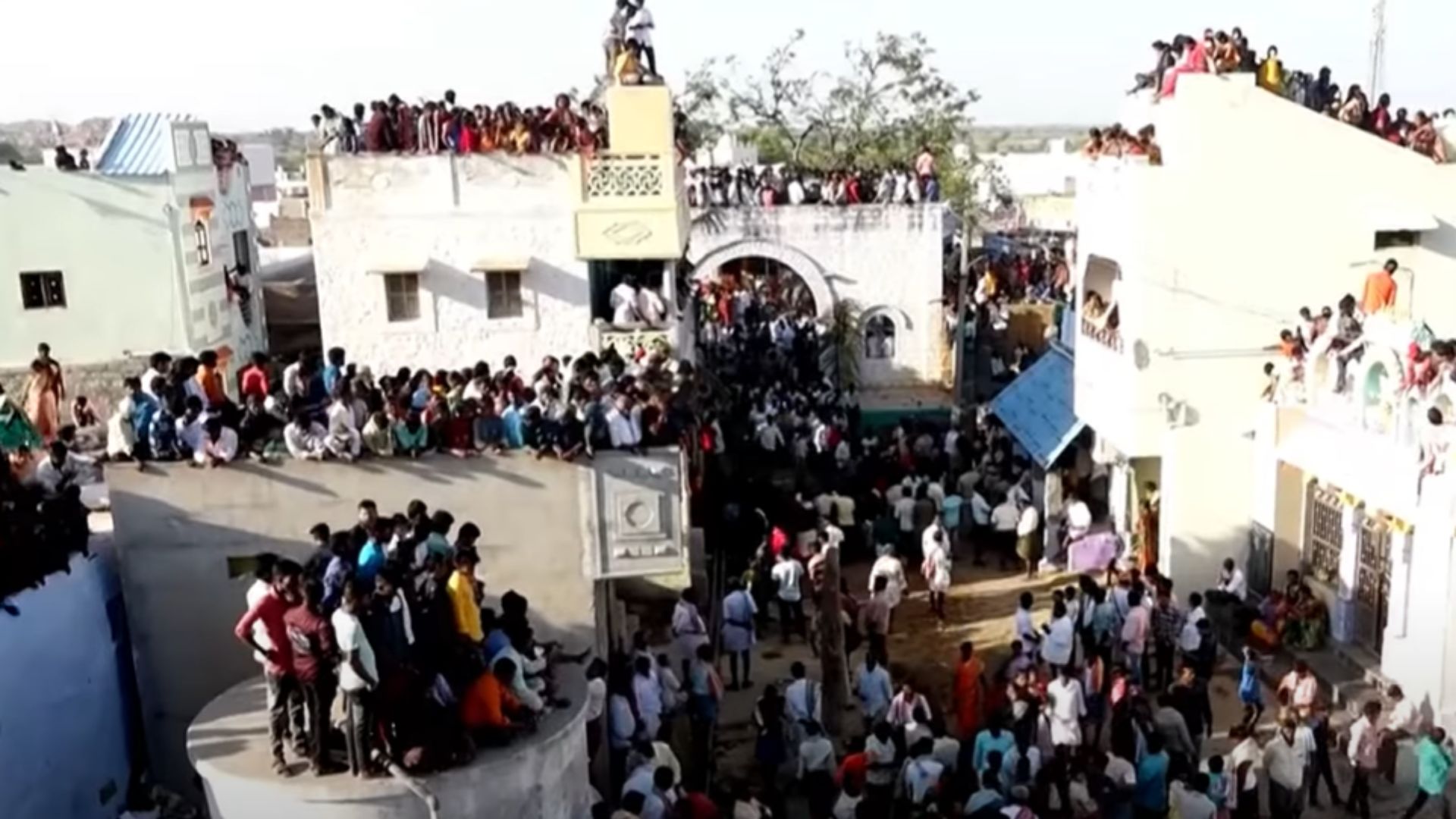 India Poop War (Pidakala War) Meme Template