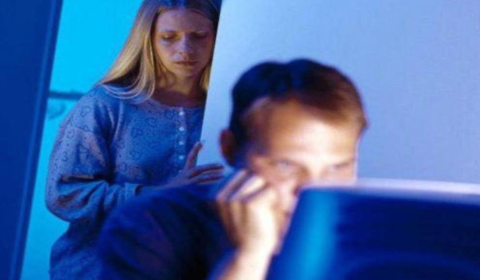 Internet Husband / Redditor's Wife Meme Template