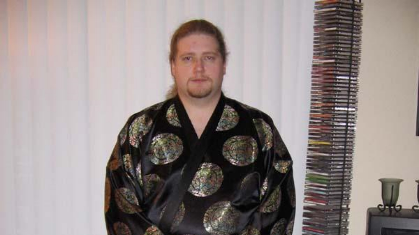 Ken-Sama Meme Template