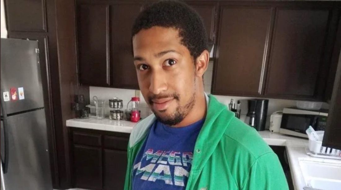 Larry Lurr Meme Template