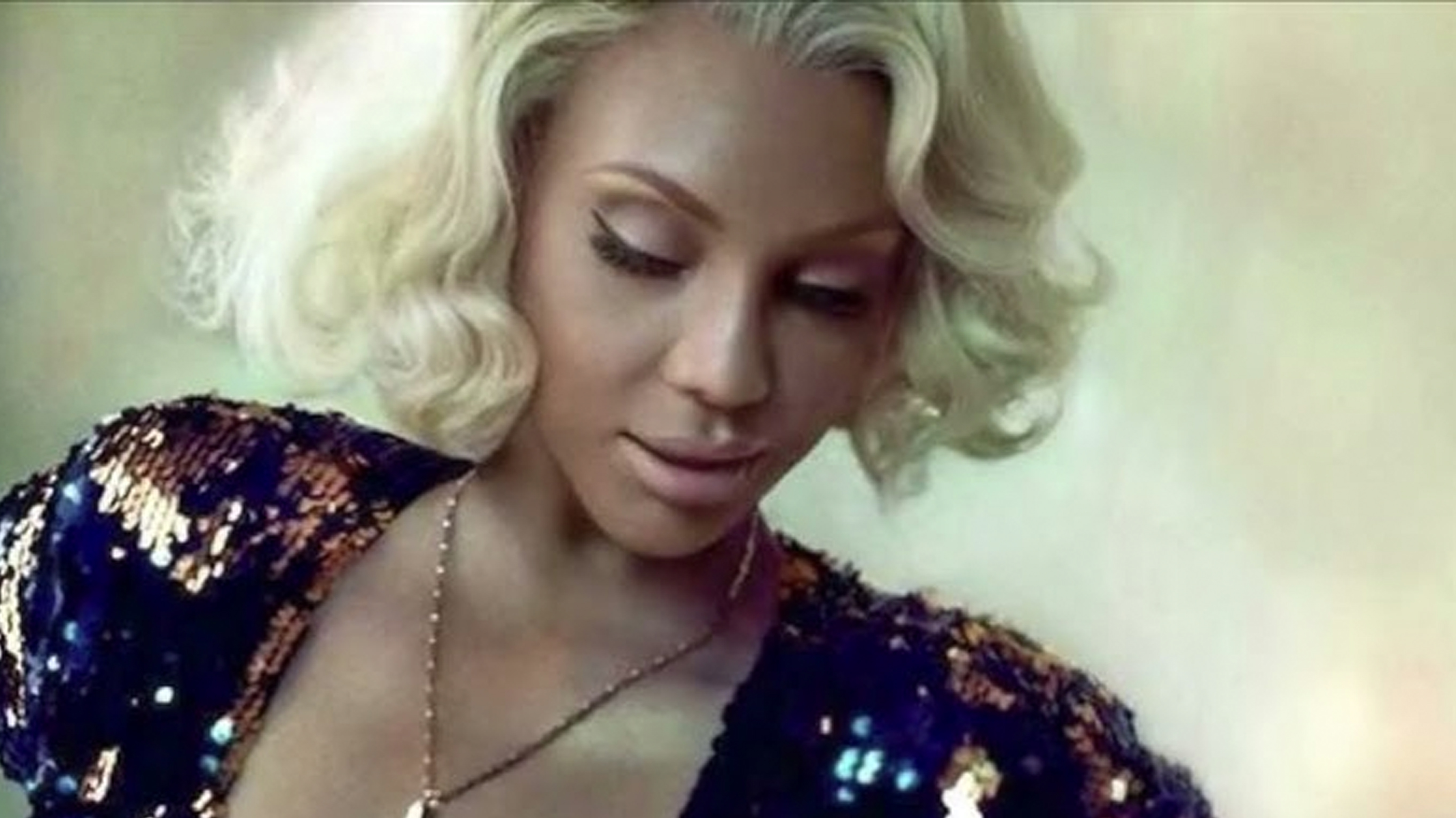 Let Me Know, Let Me Know Meme Template