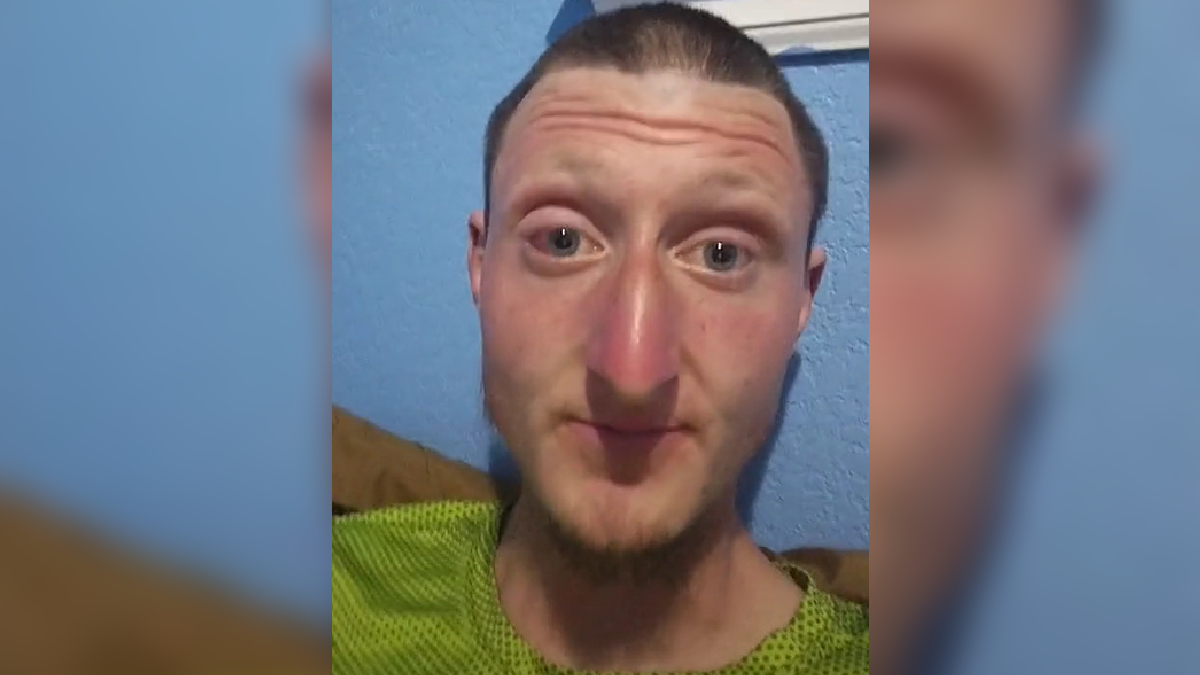 Message To Quandale Dingle