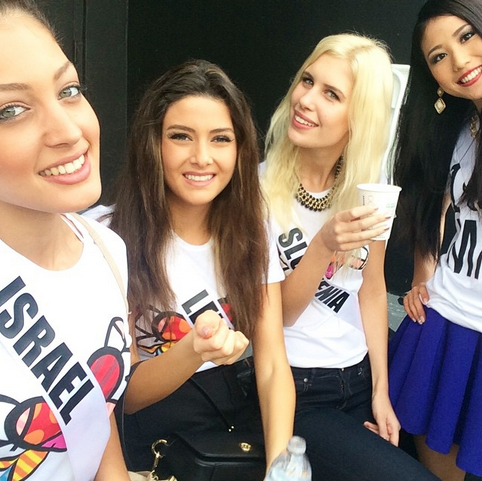 Miss Universe Selfie Photobomb Fiasco