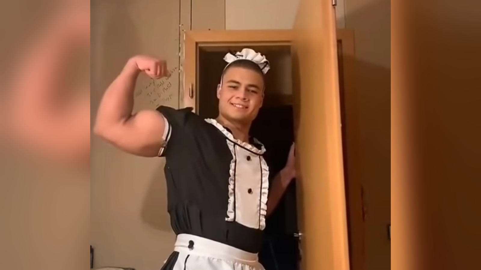 Ohayo, Onii-chan / Buff Weeb Meme Template