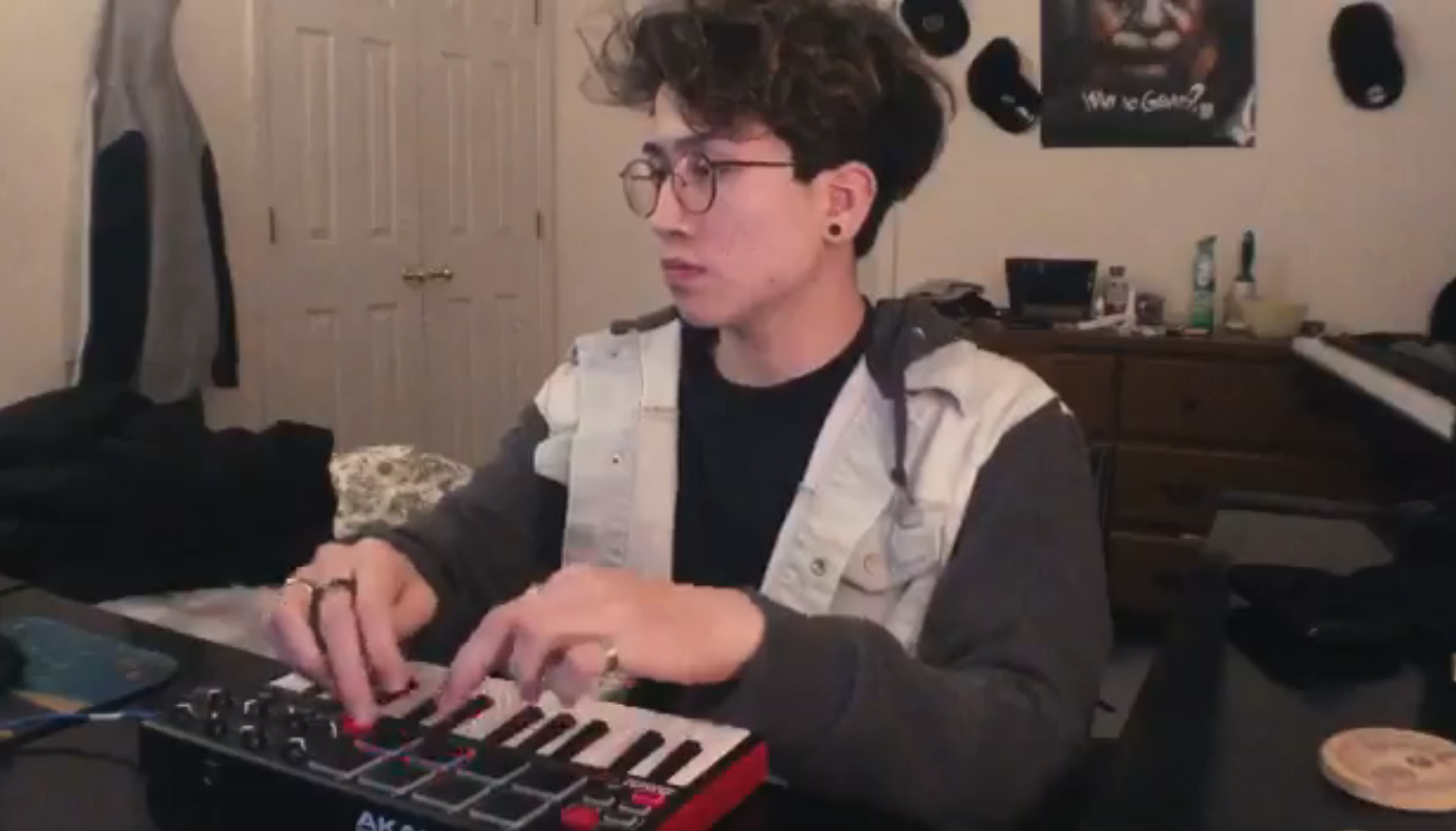 Put Your Head On My Shoulder Meme Template