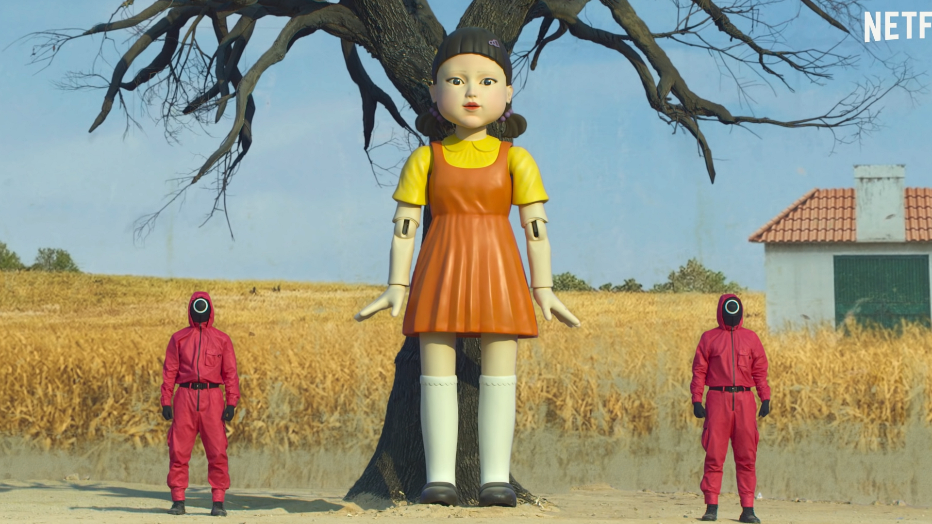 Red Light, Green Light / Squid Game Doll