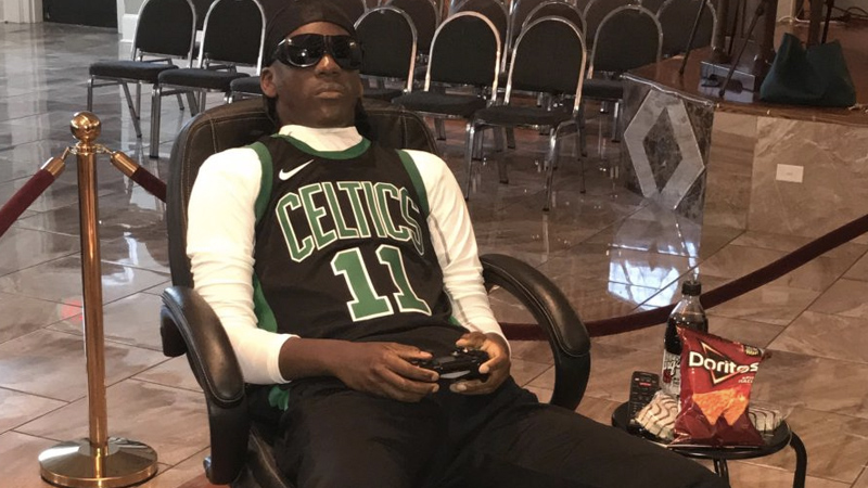 Renard Matthews's Wake Meme Template