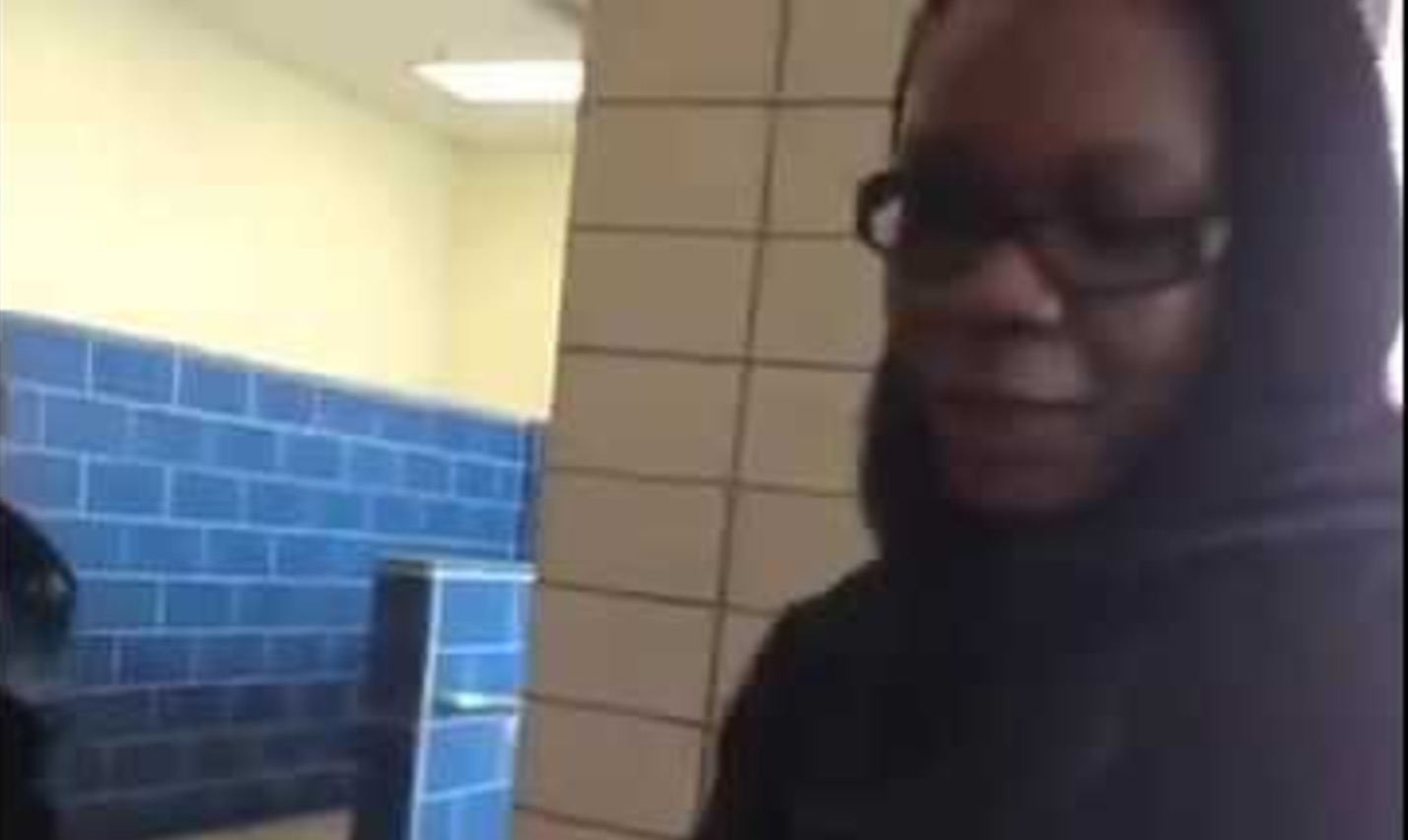 This Bitch Empty! Yeet! Meme Template