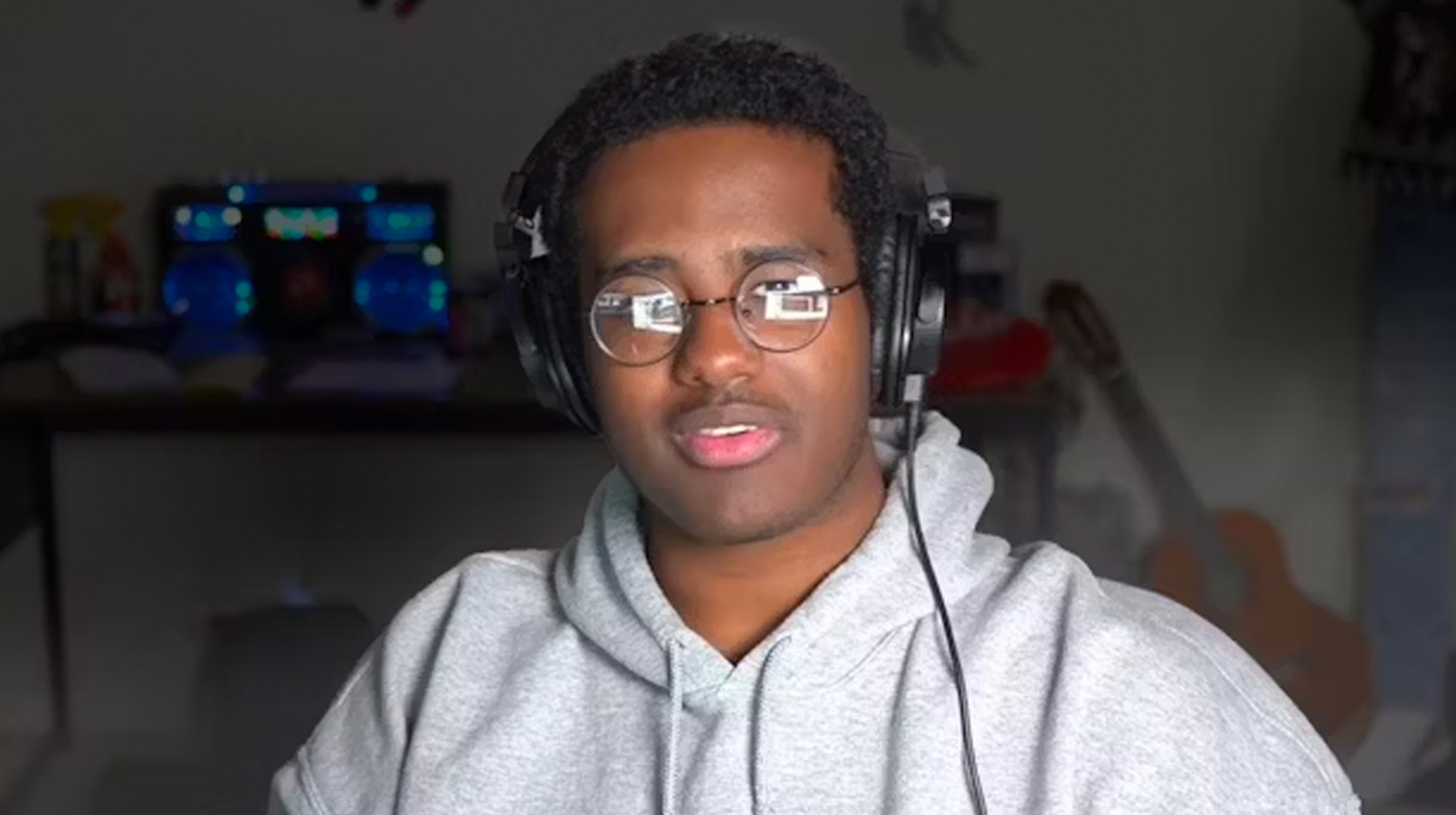 Twomad's Death Meme Template